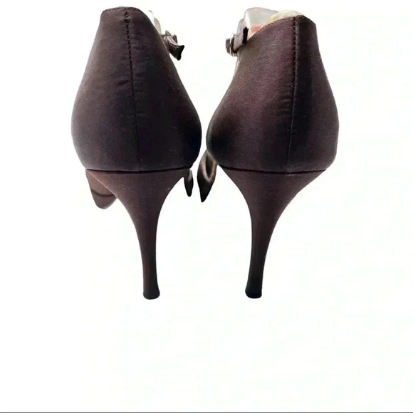 THE TOUCH OF NINA CHOCOLATE BROWN HEELS •SIZE 9.5•BEAUTIFUL RHINESTONE DETAILS• - Picture 10 of 10